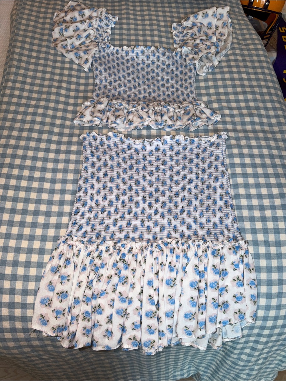 Womens smocked blue floral skirt set, EUC, size XS